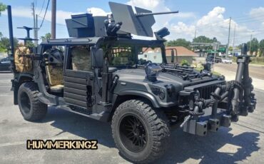 Hummer-H1-1995-SUV-1