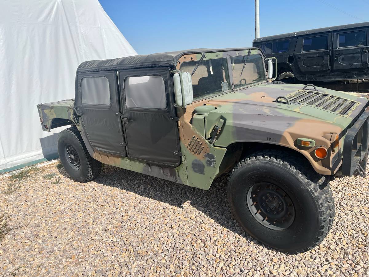 Humvee-m998-diesel-1990