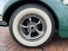 Hupmobile-Series-521-j-1935-GREEN-TAN-21