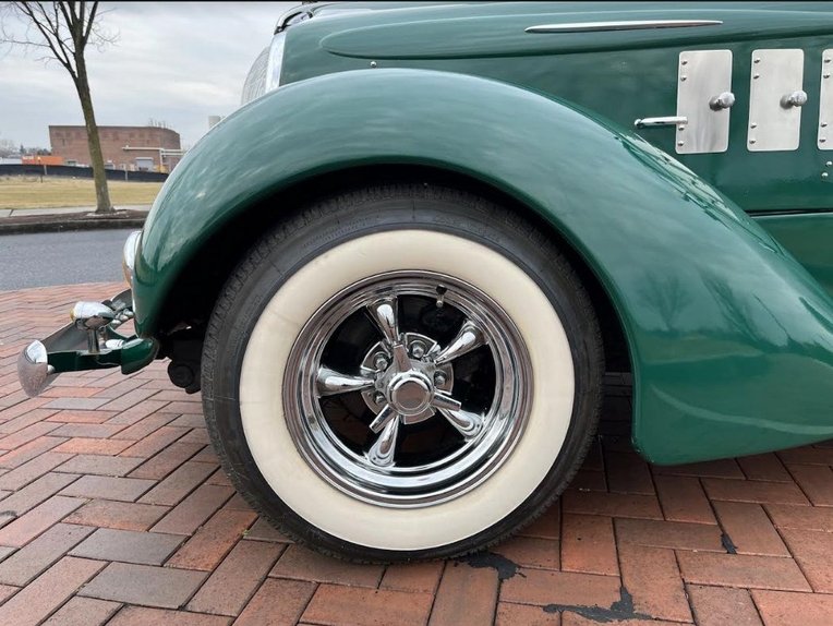 Hupmobile-Series-521-j-1935-GREEN-TAN-6