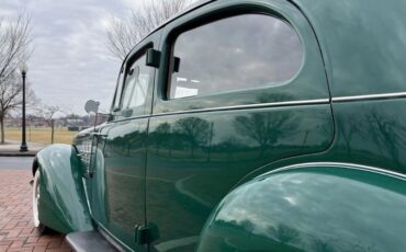 Hupmobile-Series-521-j-1935-GREEN-TAN-8