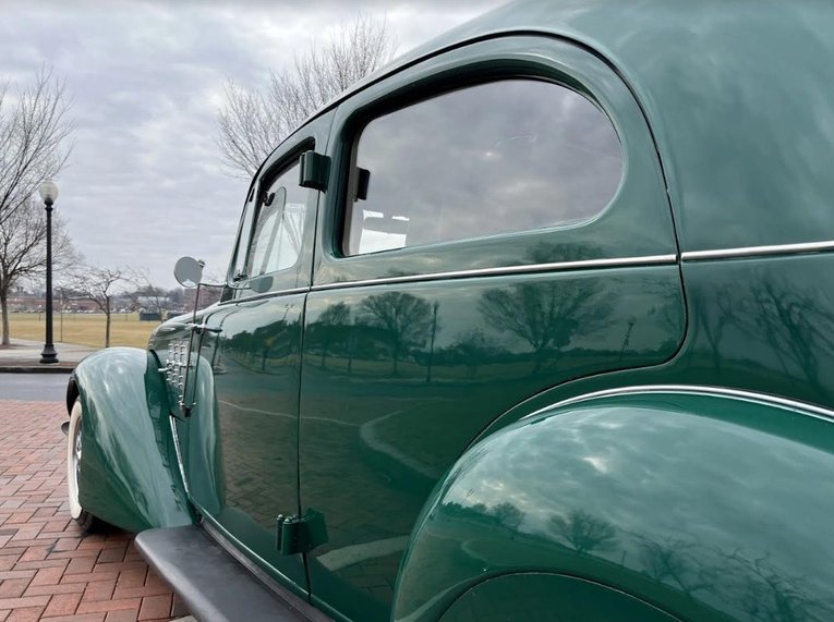 Hupmobile-Series-521-j-1935-GREEN-TAN-8