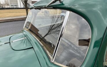 Hupmobile-Series-521-j-1935-GREEN-TAN-9