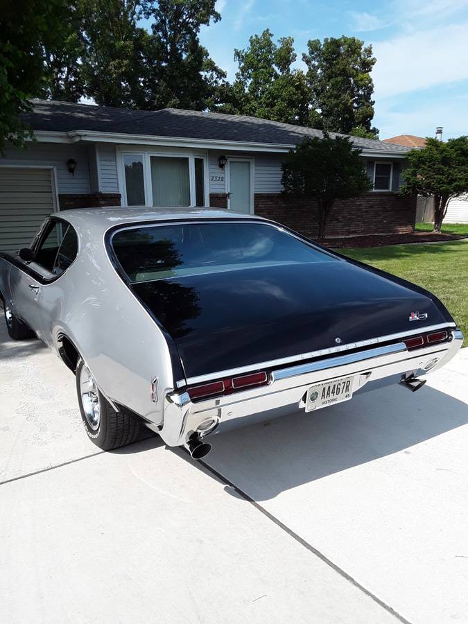 Hurst-olds-1968-silver-2