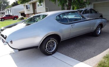 Hurst-olds-1968-silver