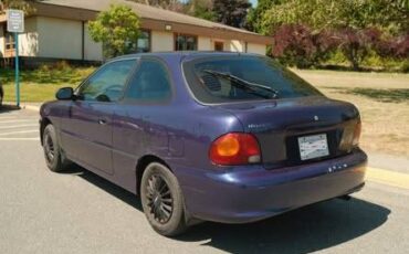 Hyundai-accent-1995-purple-2