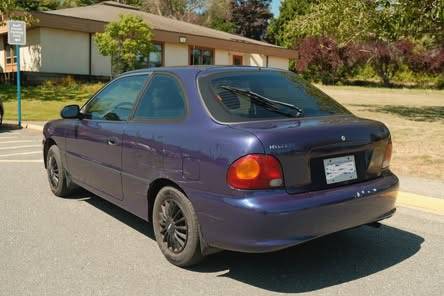 Hyundai-accent-1995-purple-2
