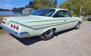 Impala-1961-green-12