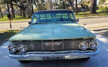 Impala-1961-green-3