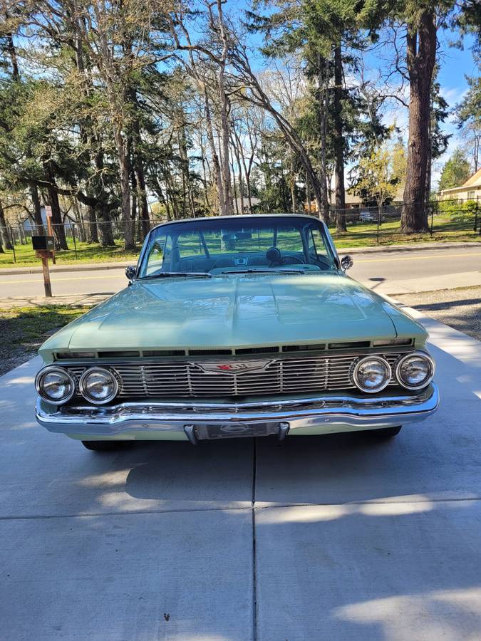 Impala-1961-green-3