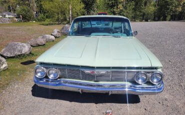 Impala-1961-green-6