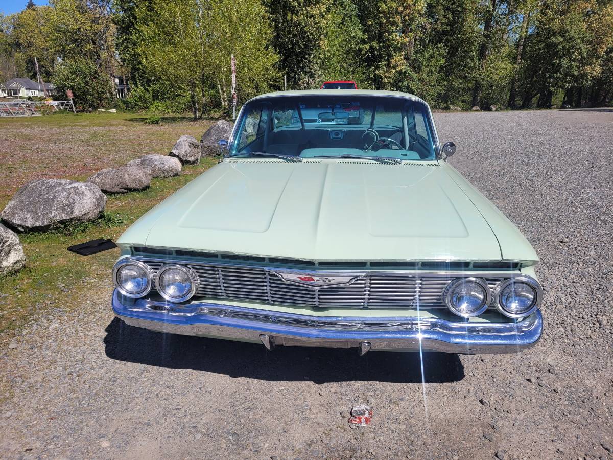 Impala-1961-green-6