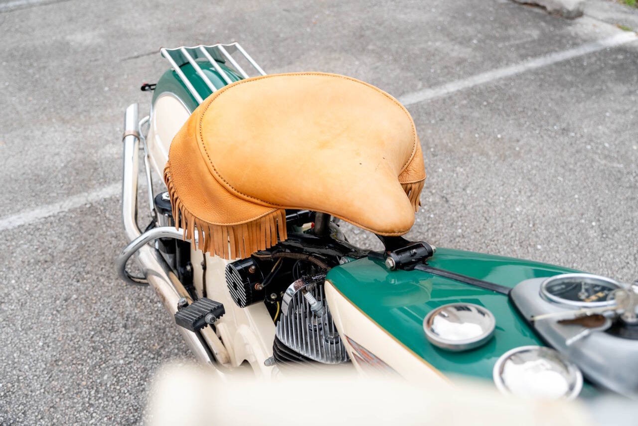 Indian-Cheif-1946-Motorcycles-Scooters-25