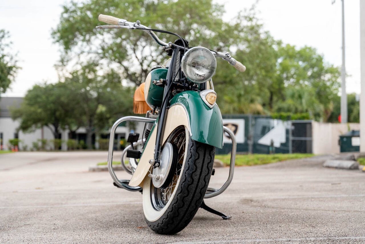 Indian-Cheif-1946-Motorcycles-Scooters-3