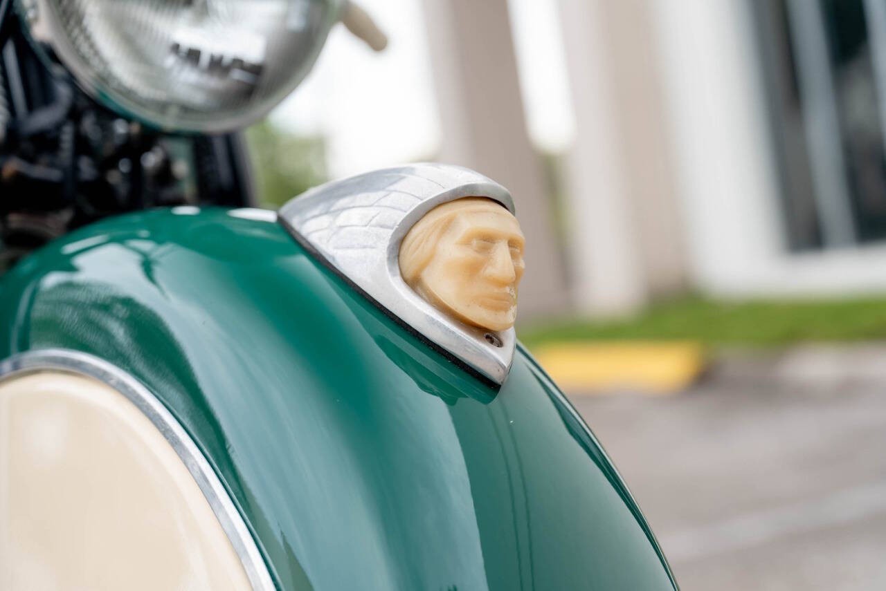 Indian-Cheif-1946-Motorcycles-Scooters-5