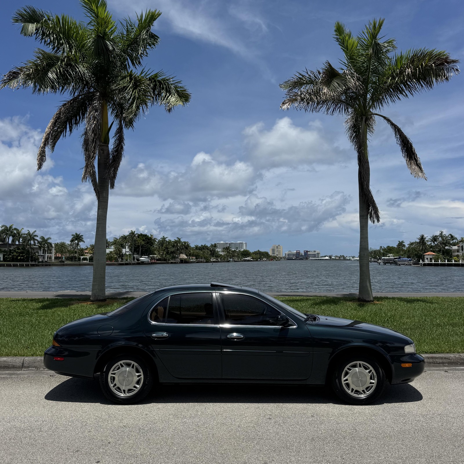 Infiniti J30 1993 --