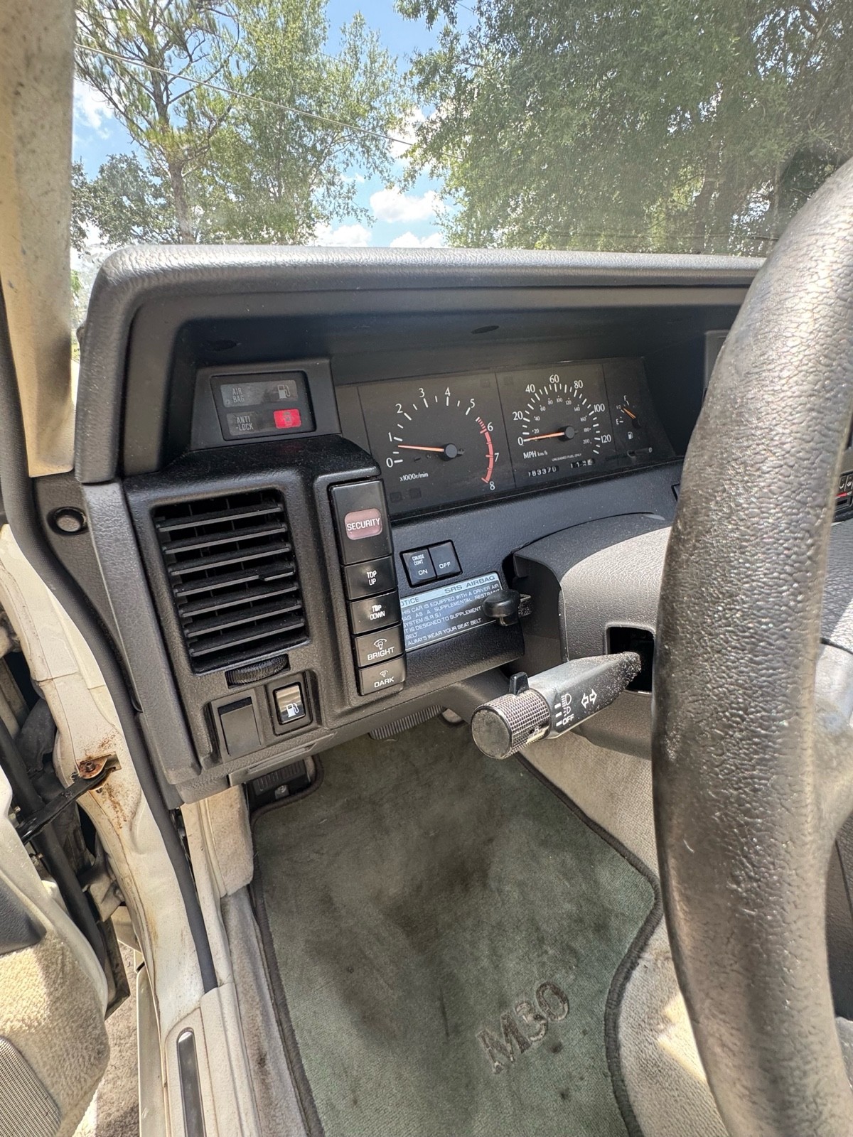 Infiniti-M30-1991-Convertible-13