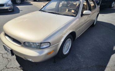 Infiniti-j30-1995-3
