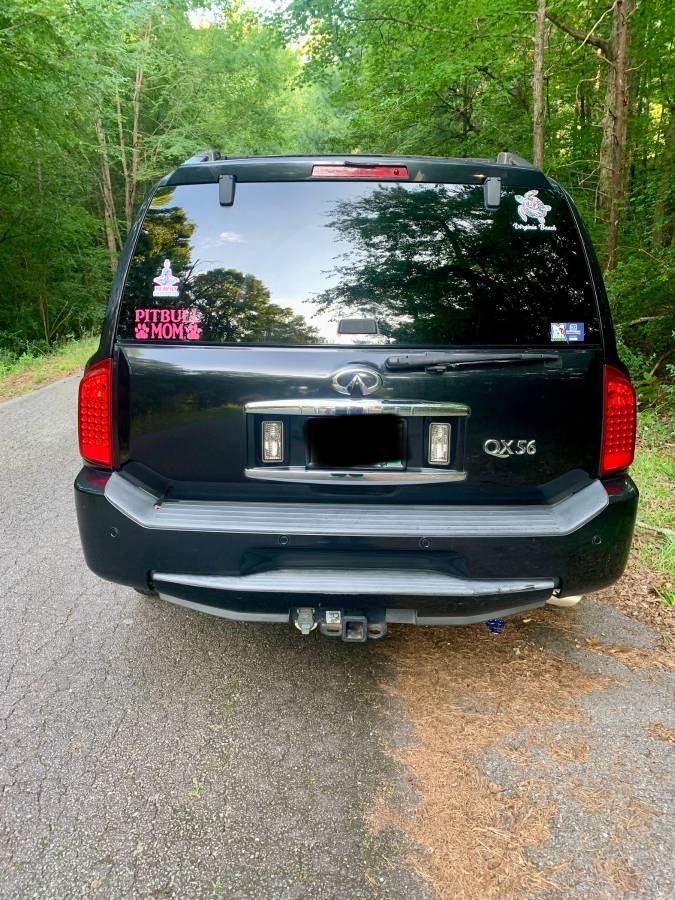 Infiniti-qx56-1990-1