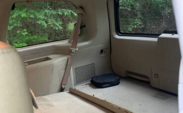 Infiniti-qx56-1990-6