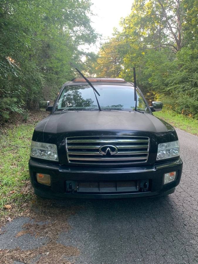 Infiniti-qx56-1990