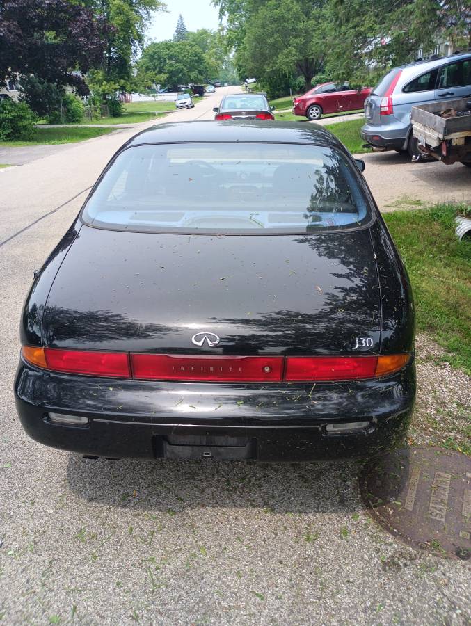Infinity-j30-1995