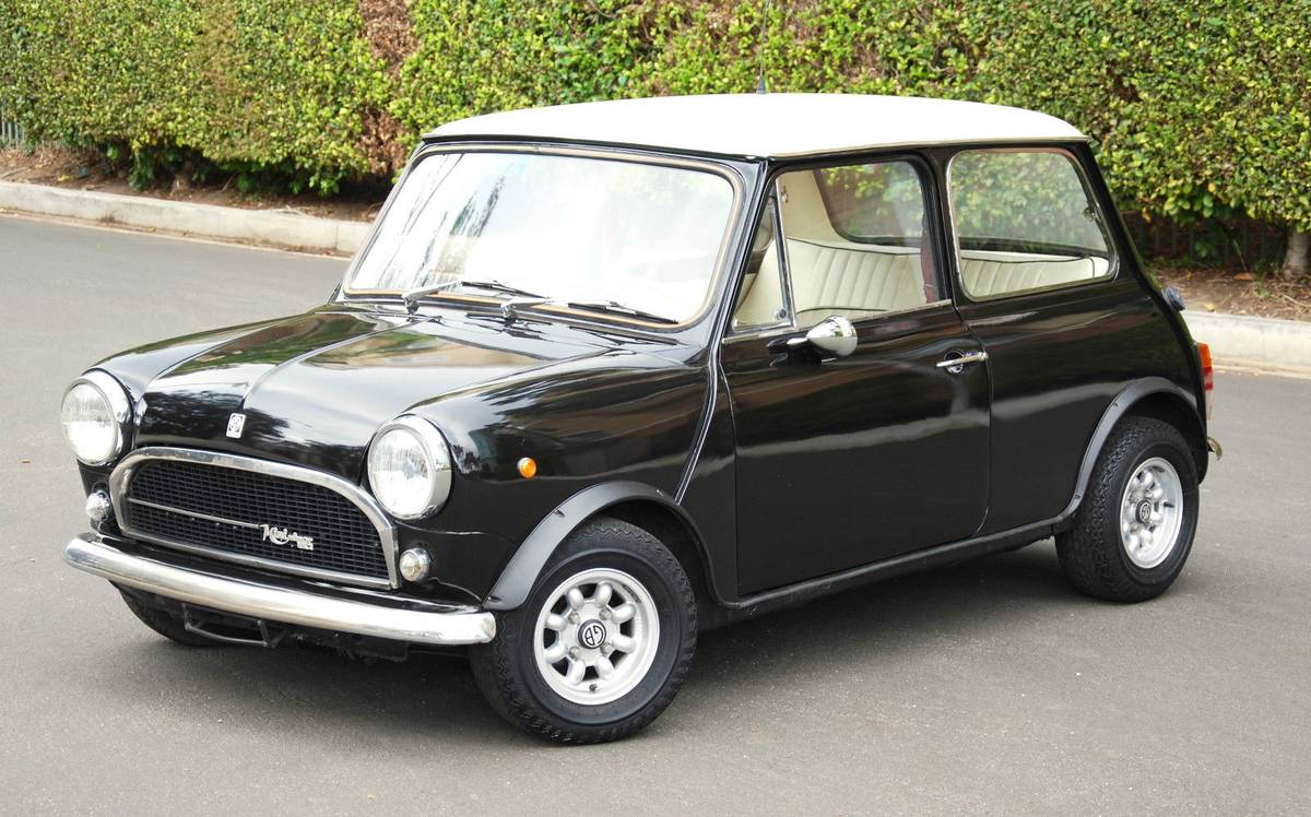 Innocenti-mini-cooper-1275-gt-1973-black-3