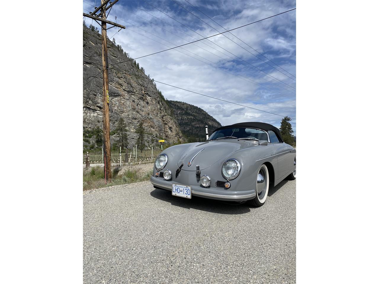 Intermeccanica-Speedster-1958-Grey-Black-2