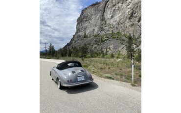 Intermeccanica-Speedster-1958-Grey-Black-7