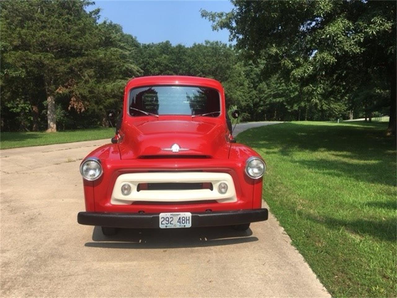 International-1-ton-pickup-1956-Red-Red-and-Light-tan-3
