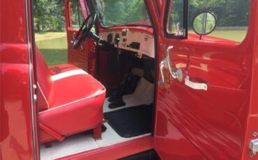 International-1-ton-pickup-1956-Red-Red-and-Light-tan-5