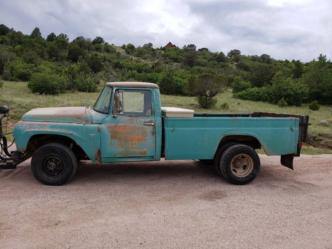International-1200c-1963-Green-11