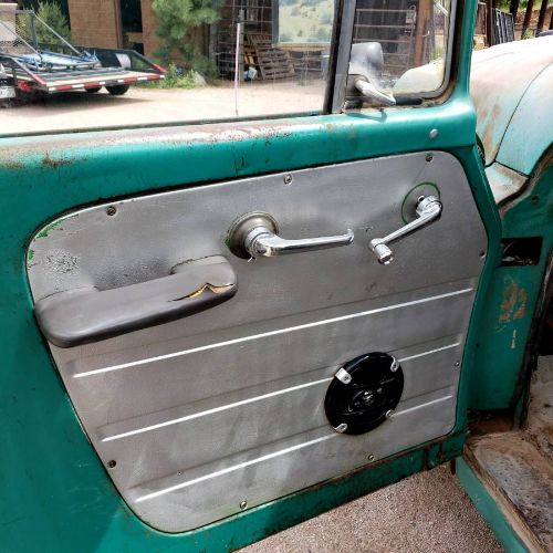 International-1200c-1963-Green-13