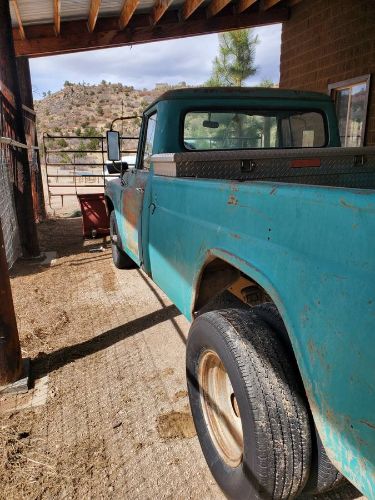 International-1200c-1963-Green-4