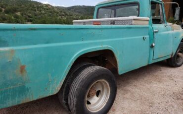 International-1200c-1963-Green-9