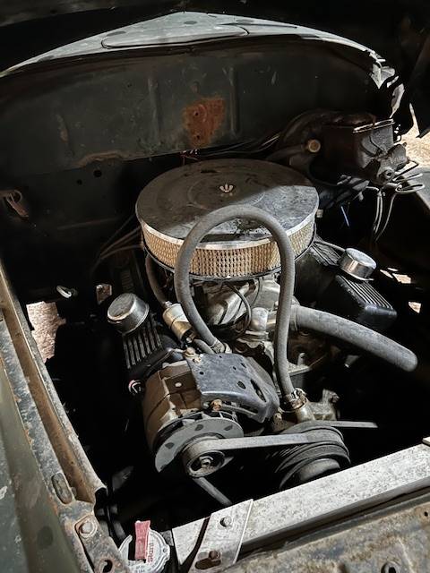 International-1946-green-7