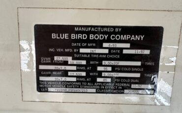 International-3000-diesel-1993-white-16