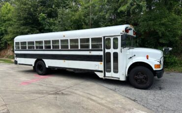 International-3000-diesel-1993-white-2