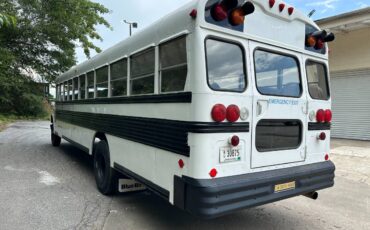 International-3000-diesel-1993-white-5