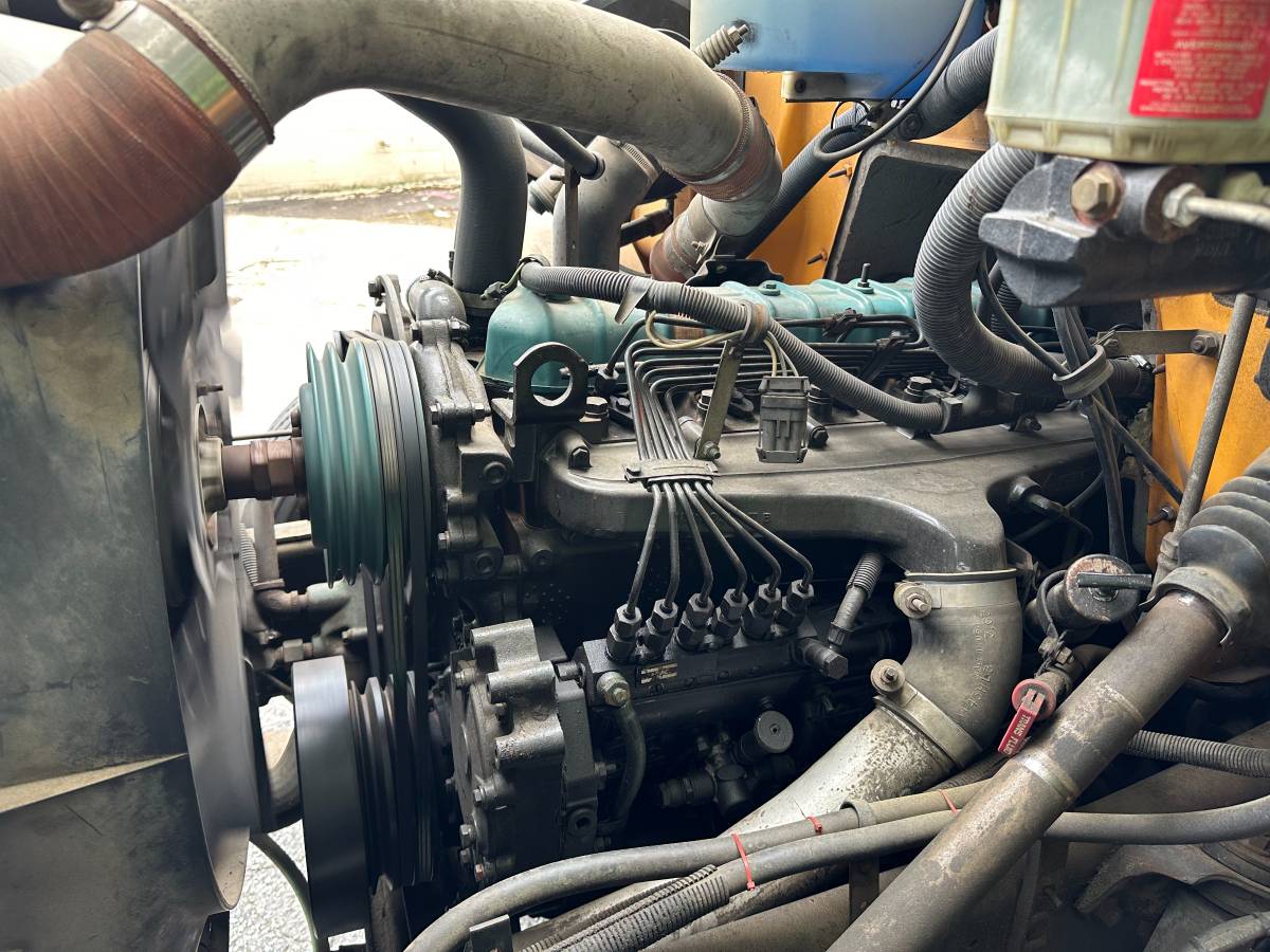 International-3000-diesel-1993-white-7