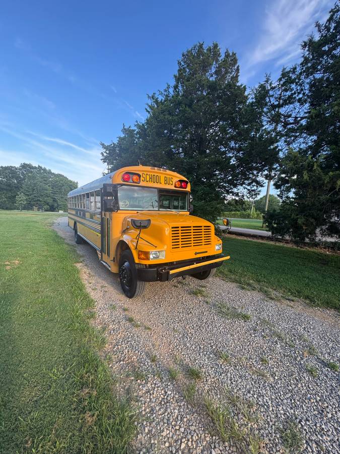 International-3700-bluebird-diesel-1990-yellow-8