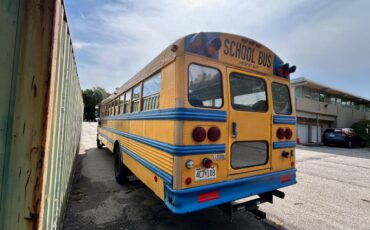 International-3800-fbc-forward-control-chassis-die-1993-yellow-3