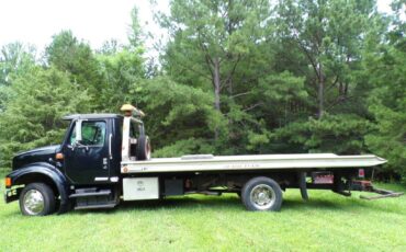 International-4600-series-1992-black