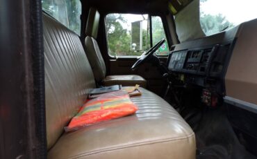 International-4600-series-1992-black-6