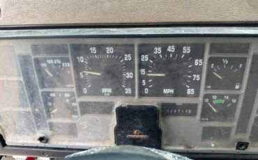 International-4700-diesel-1993-yellow-15