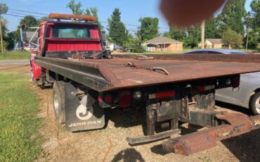 International-4700-diesel-1995-red-1