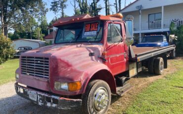 International-4700-diesel-1995-red