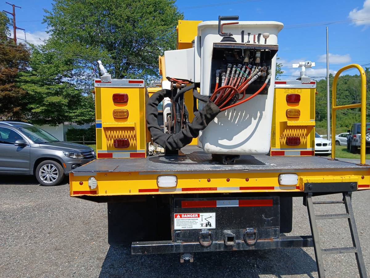 International-4700-diesel-1995-yellow-10