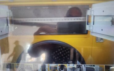 International-4700-diesel-1995-yellow-3