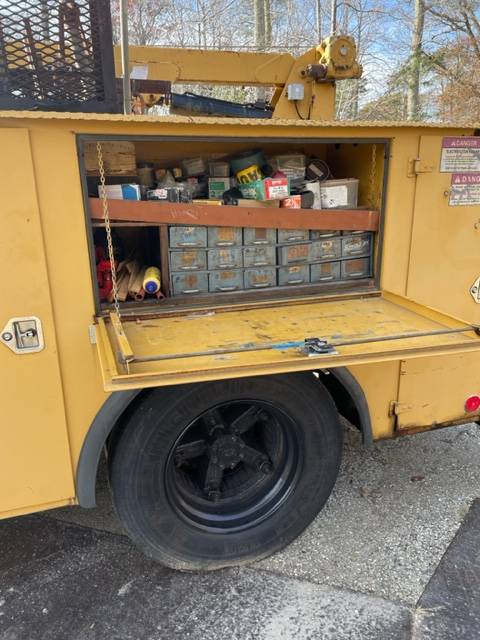 International-4700-series-diesel-1994-yellow-5